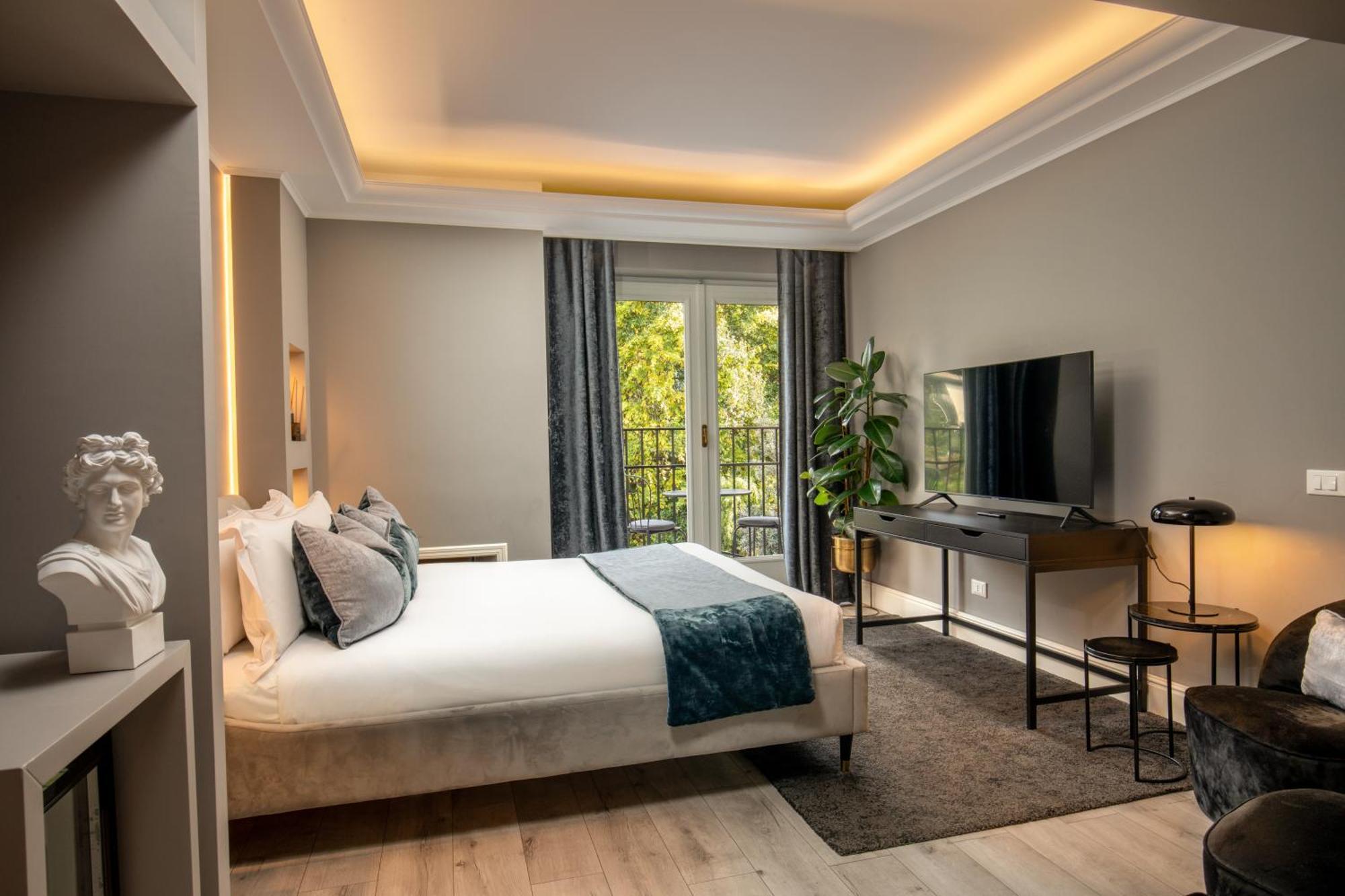 Naman Hotellerie - Spagna Rom Eksteriør billede